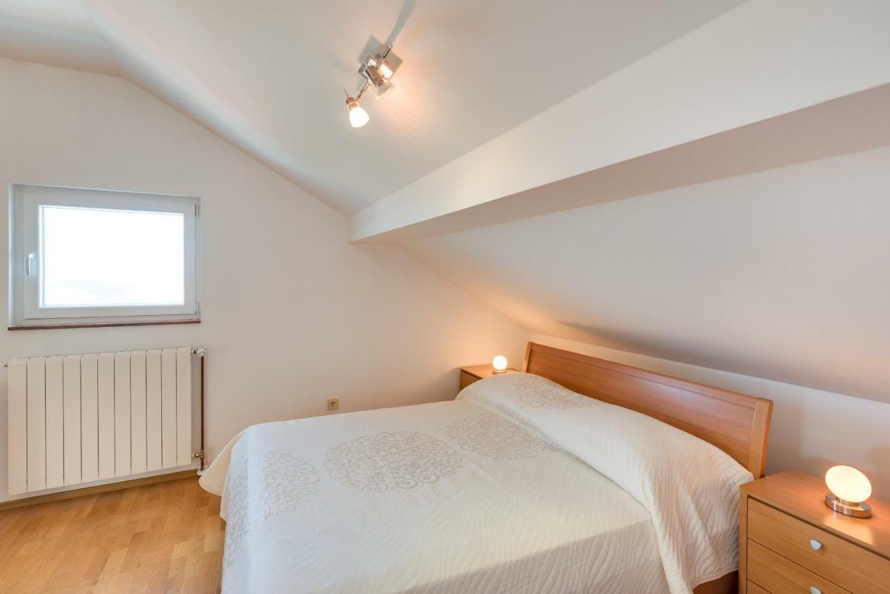 Studio Maslina Apartment Sibenik Ngoại thất bức ảnh