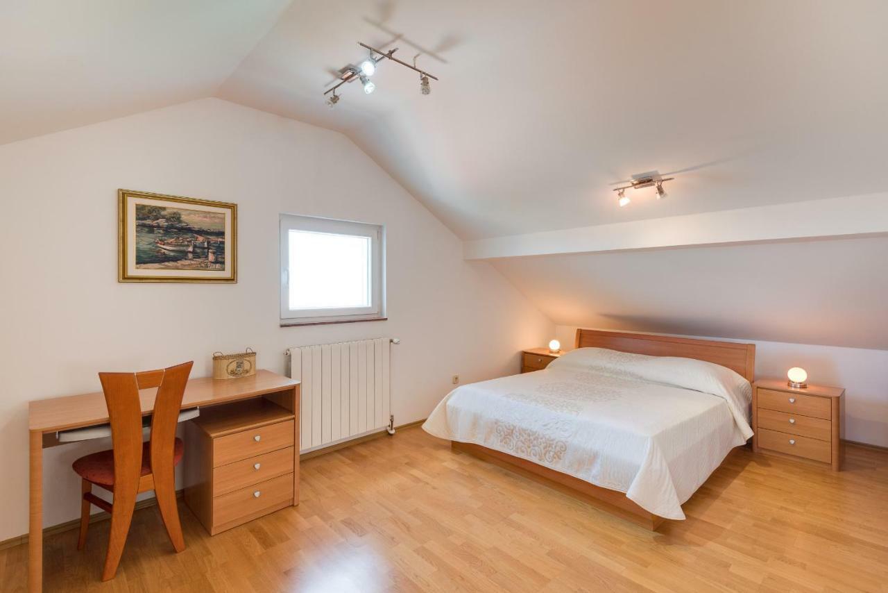Studio Maslina Apartment Sibenik Ngoại thất bức ảnh